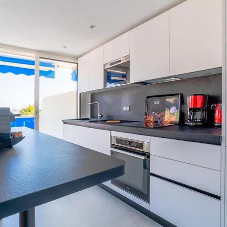 1-br Sea View Terrace & Parking * Канны