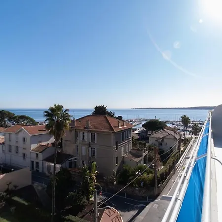 Apartment 1-br Sea View Terrace & Parking *