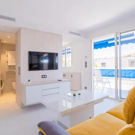 1-br Sea View Terrace & Parking