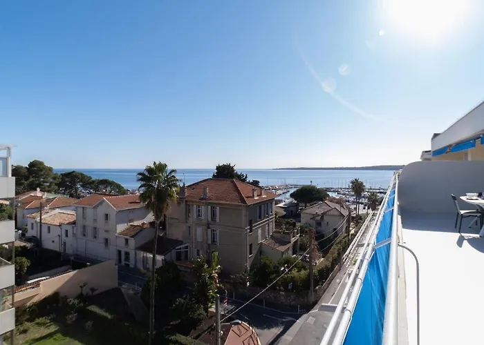 شقة 1-br Sea View Terrace & Parking *