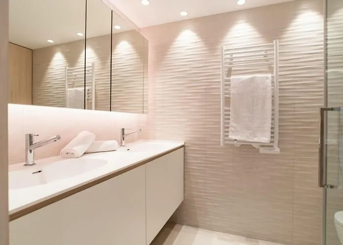 شقة 1-br Sea View Terrace & Parking كان