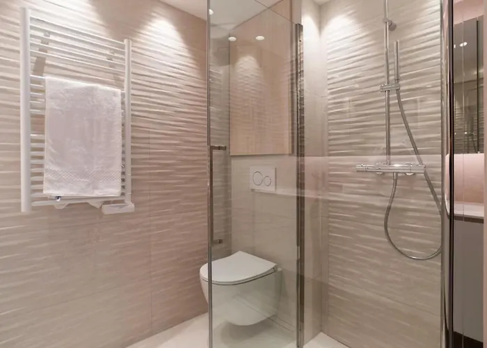 1-br Sea View Terrace & Parking * كان