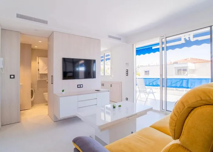 1-br Sea View Terrace & Parking