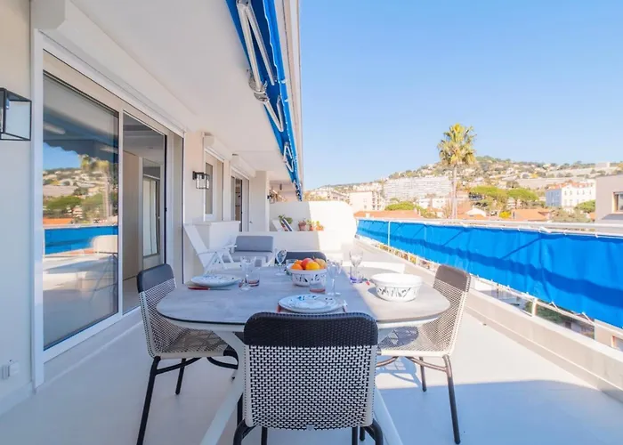 شقة 1-br Sea View Terrace & Parking *